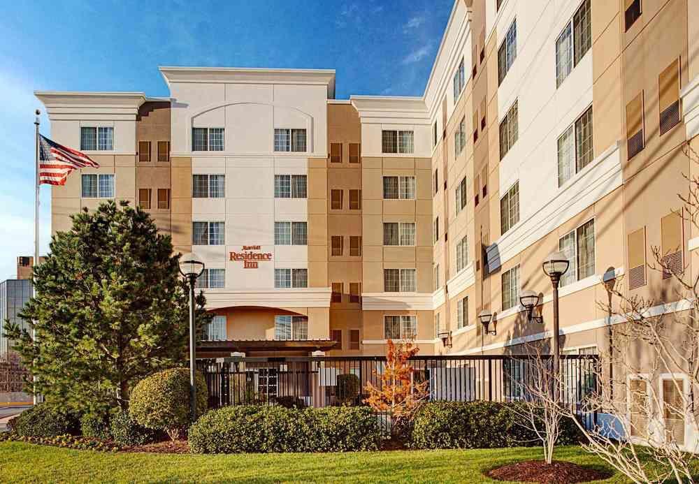 Residence Inn By Marriott Tysons Tysons Corner Exterior photo