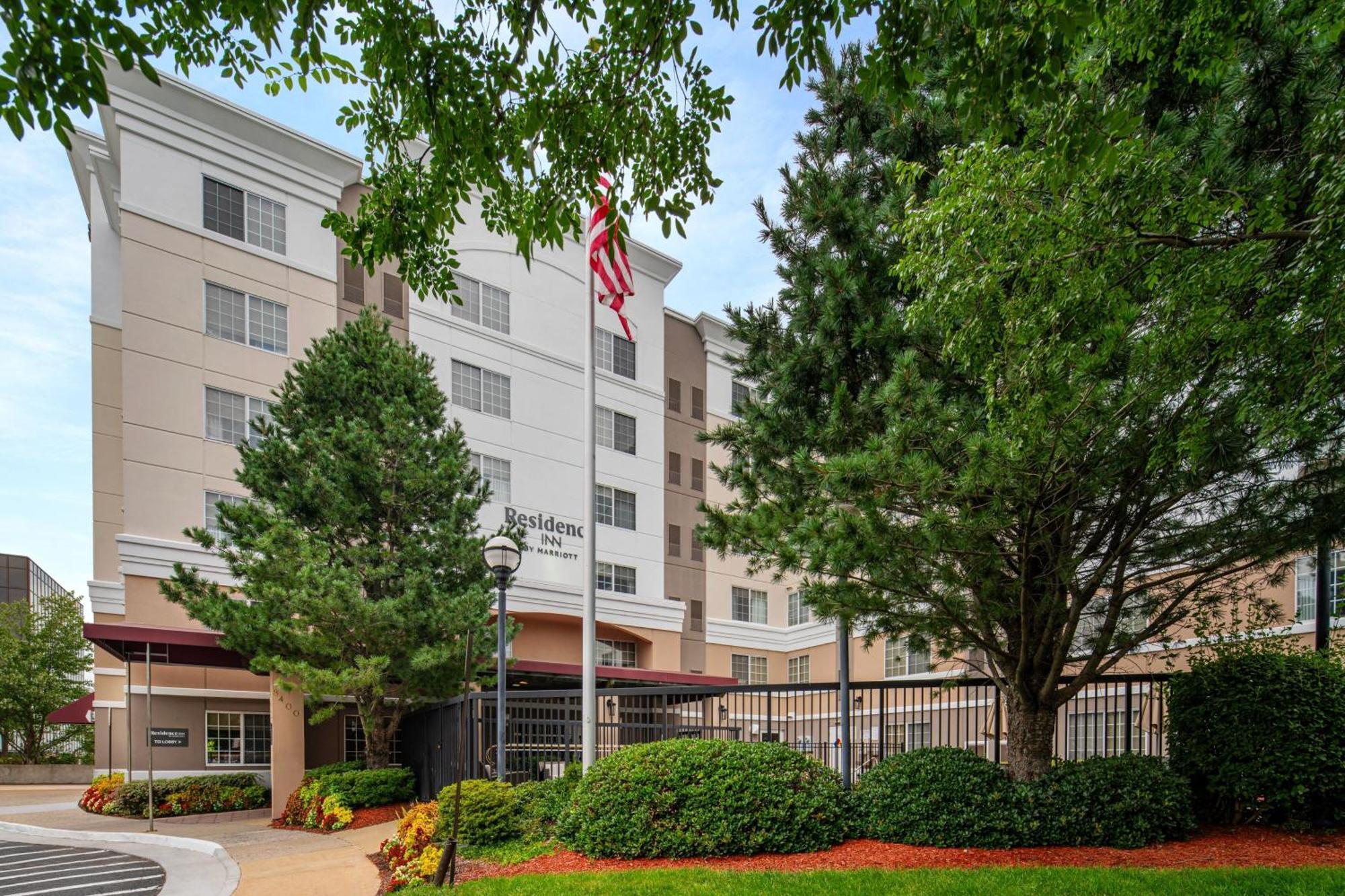 Residence Inn By Marriott Tysons Tysons Corner Exterior photo